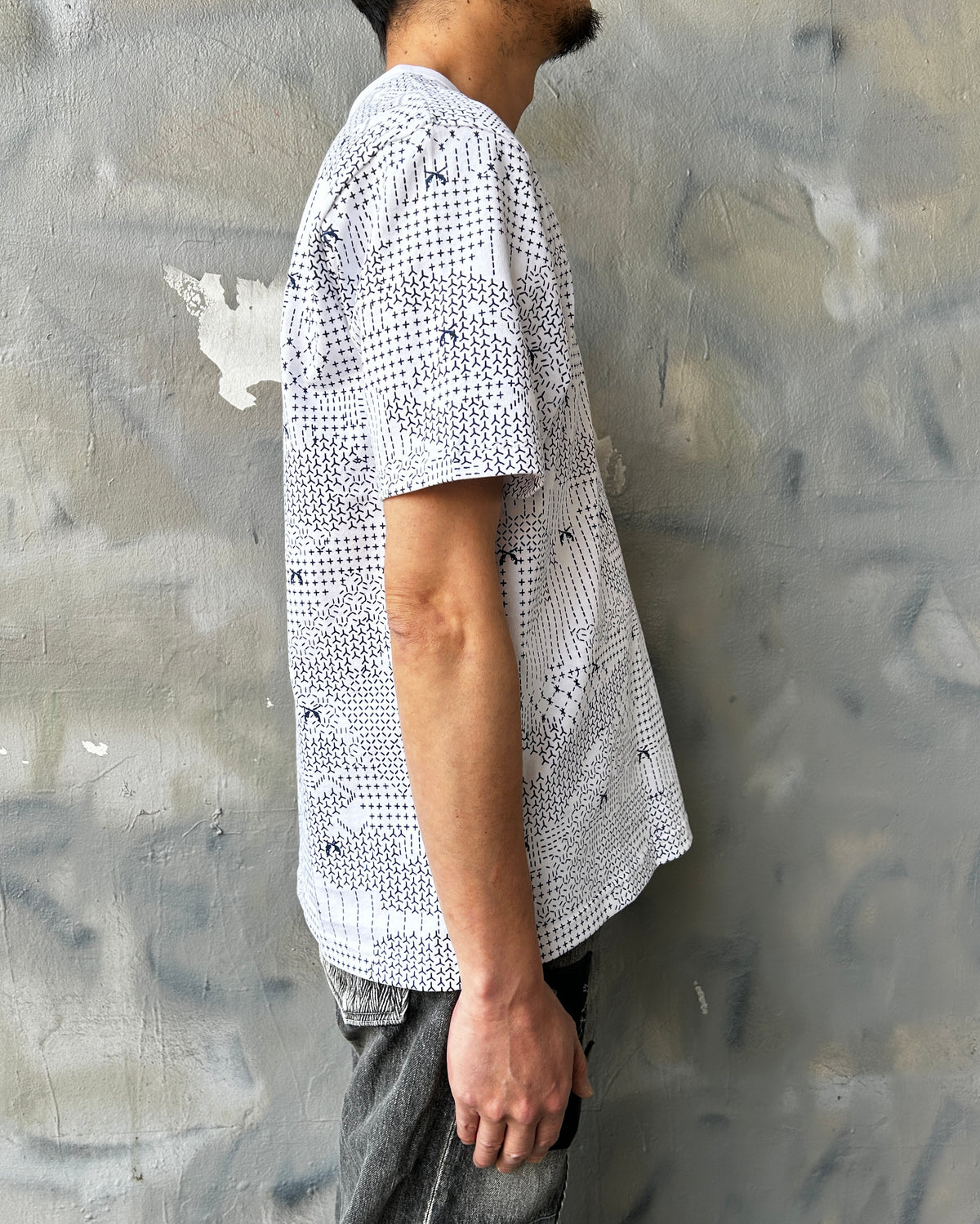x FDMTL "Sashiko" CAMO PRINT T-SHIRT / WHITE