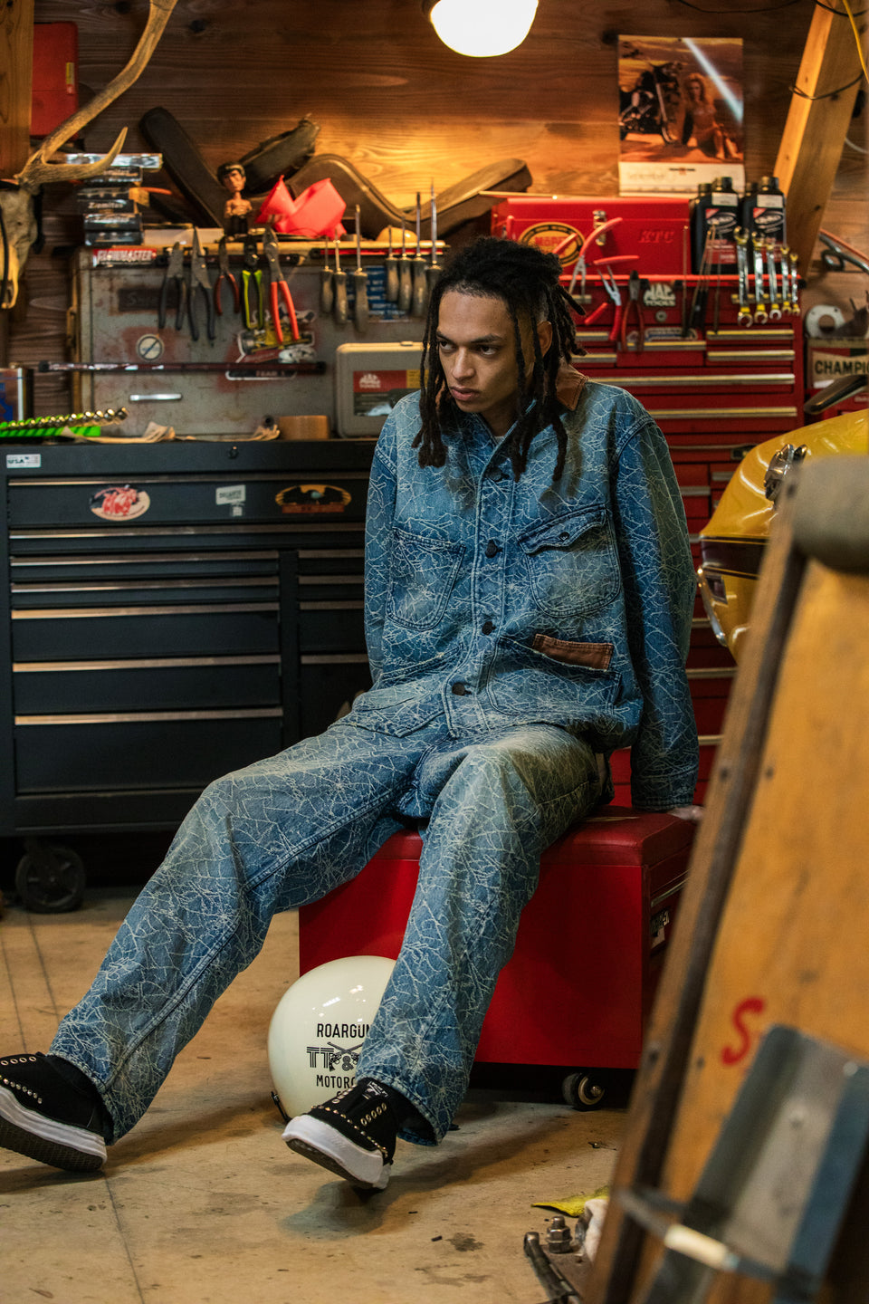 画像をギャラリービューアに読み込む, SPIDER JAQUARD DENIM PANTS / BLUE