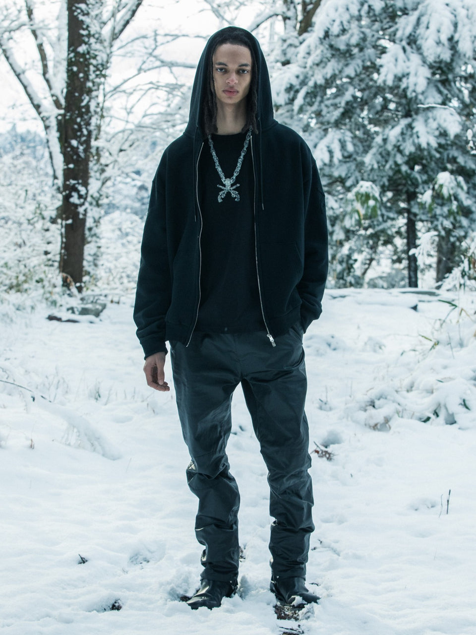 画像をギャラリービューアに読み込む, CROSSGUN CRYSTAL HOODIE / BLACK