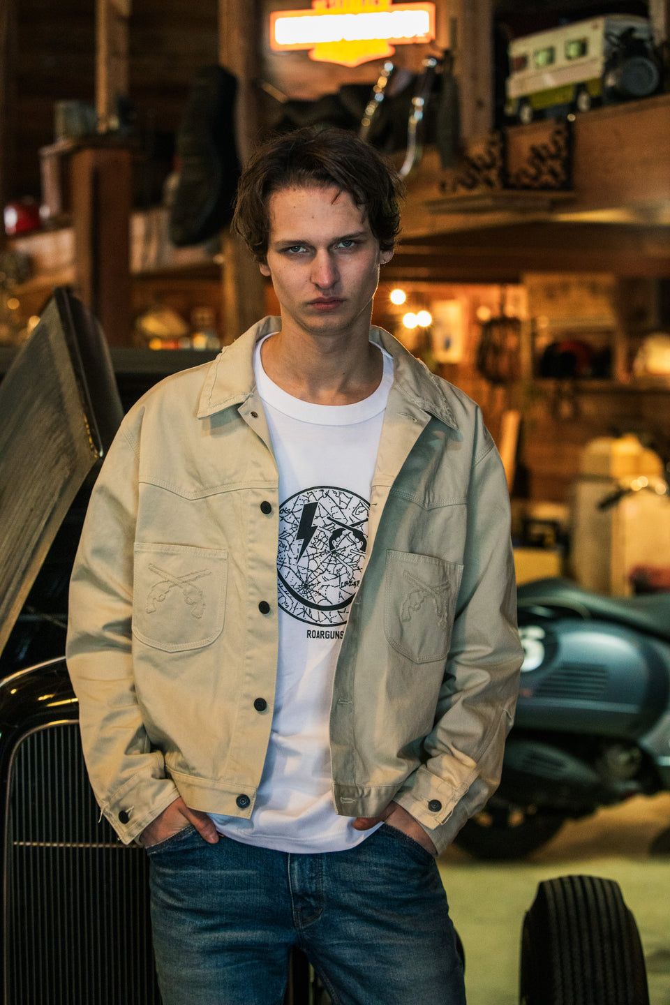 Load image into Gallery viewer, COTTON SATIN SHORT JACKET / OFF WHITE