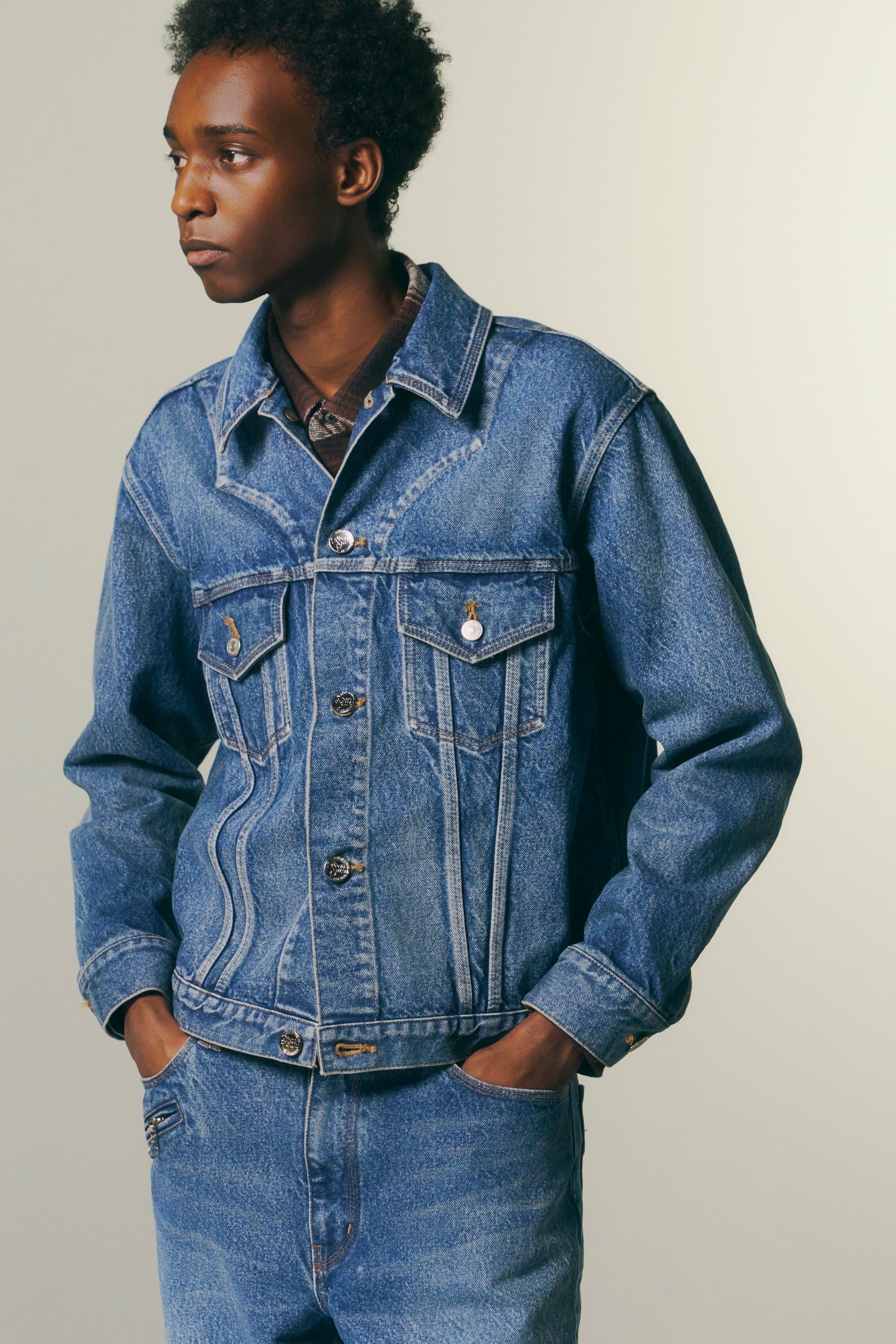 画像をギャラリービューアに読み込む, STONE BIO CRYSTAL DENIM PANTS  / INDIGO