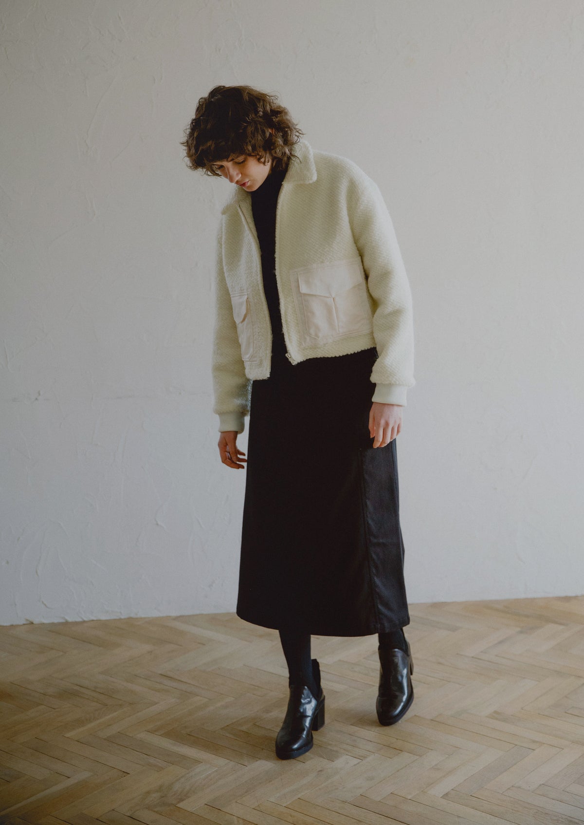 WOMEN BRUSHE DRILL SKIRT / BLACK