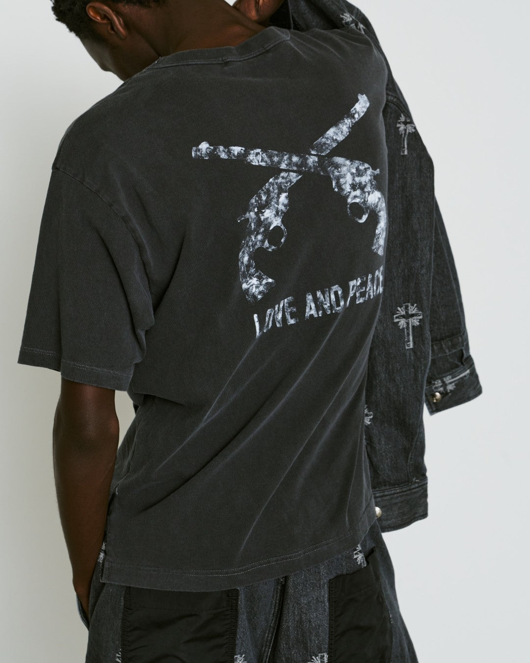 HAND PRINT CROSSGUN T-SHIRT / BLACK*WHITE