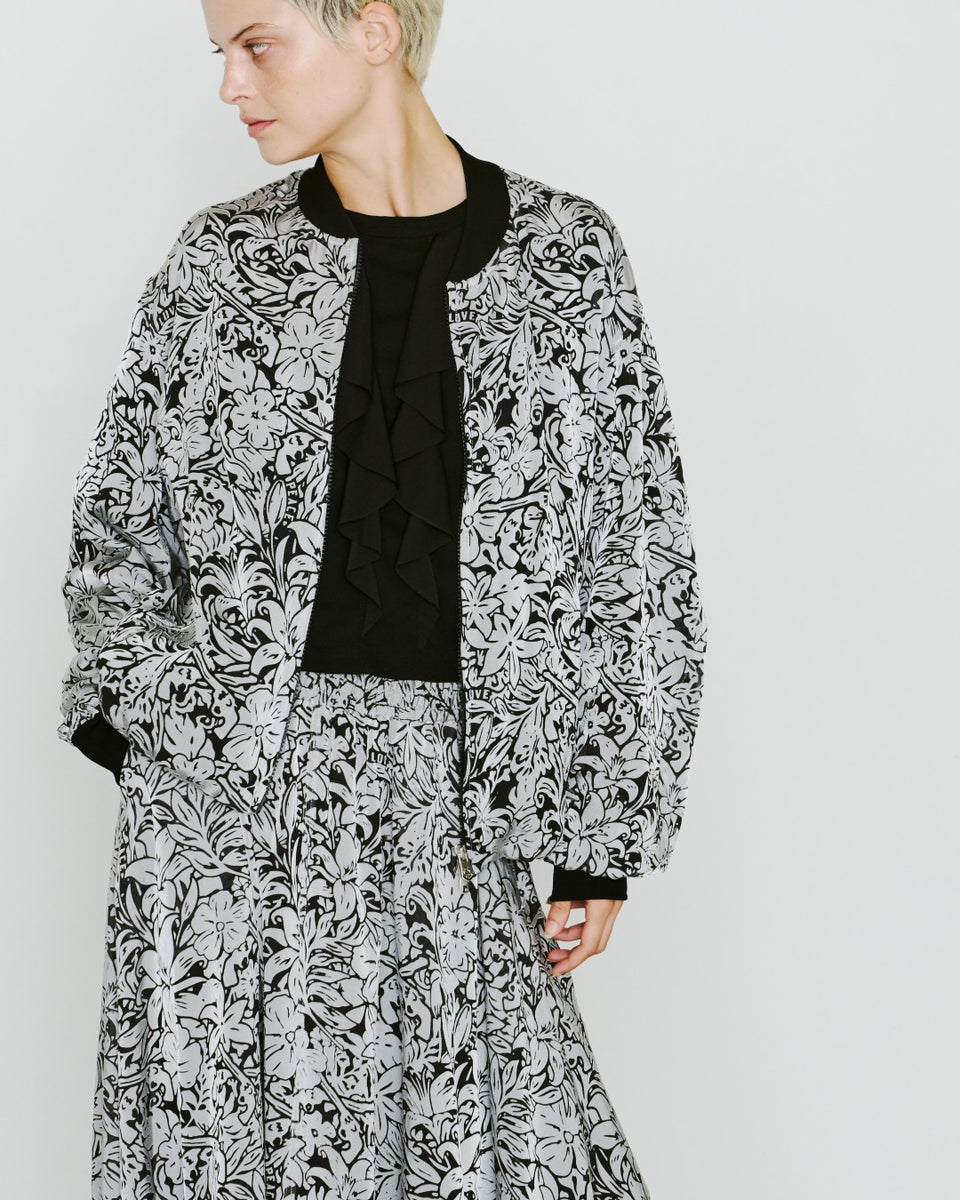 Load image into Gallery viewer, WOMENS FLOWER OPAL JACKET / GRAY