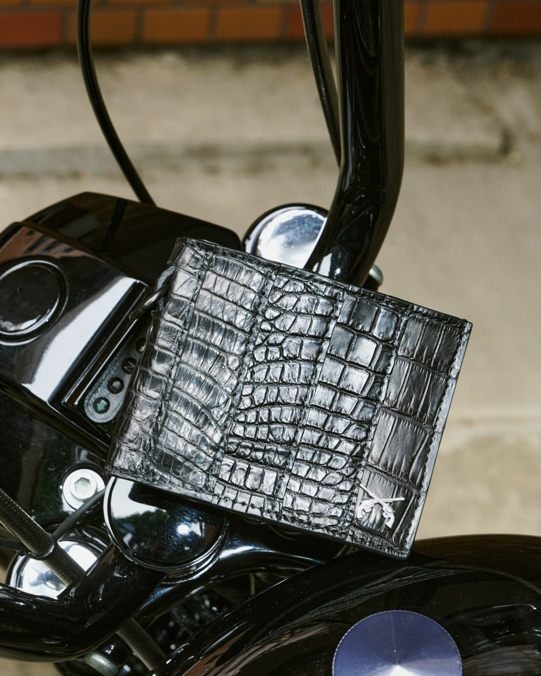 CROCODILE WALLET CROSSGUN  / BLACK
