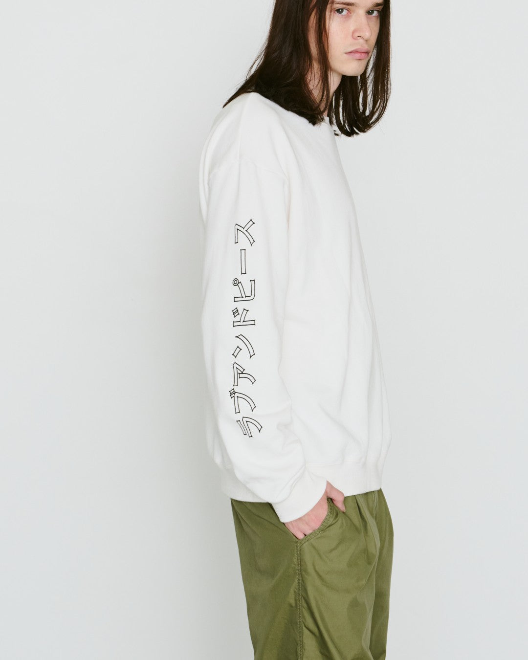 Load image into Gallery viewer, ラブアンドピース PRINT SWEAT / WHITE