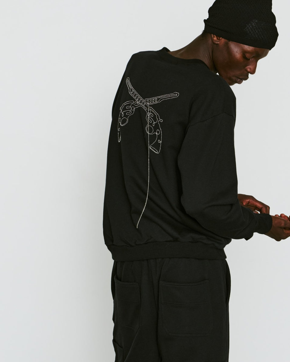 Load image into Gallery viewer, BALL CHAIN CROSSGUN EMBROIDERY SWEAT / BLACK