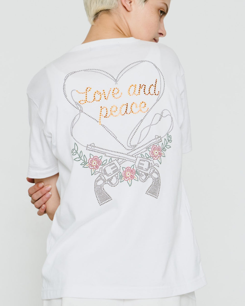 画像をギャラリービューアに読み込む, WOMENS HEART CROSSGUN T-SHIRT / WHITE