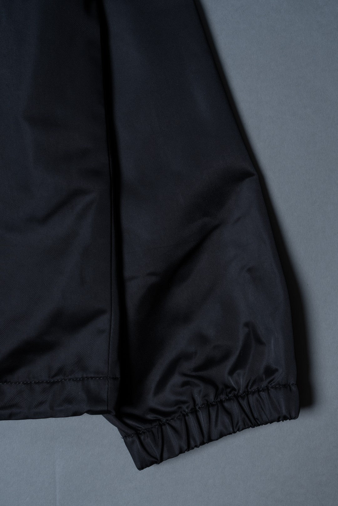 将图片加载到图库查看器，TRIPLE GUNS EMBLEM COACH JACKET / BLACK
