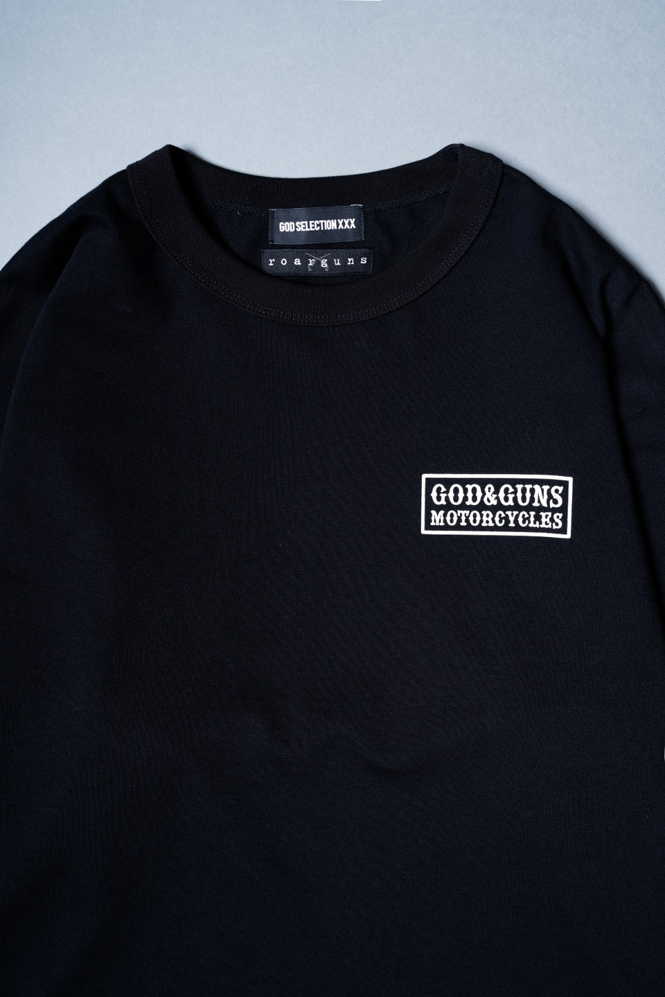 将图片加载到图库查看器，CIRCLE LOGO LAYERED T-SHIRT / BLACK