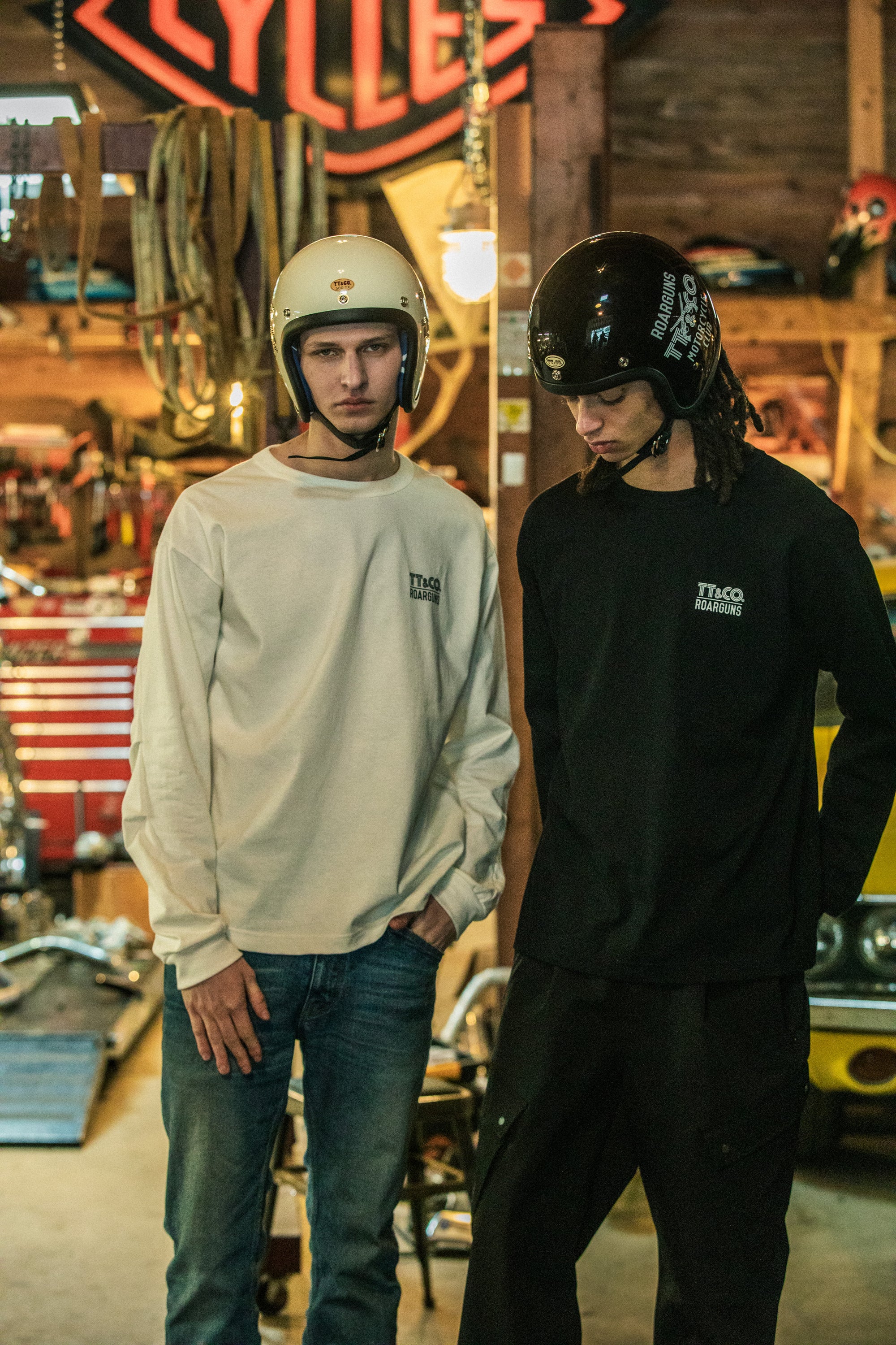画像をギャラリービューアに読み込む, roarguns × TT&amp;CO HELMET / BLACK