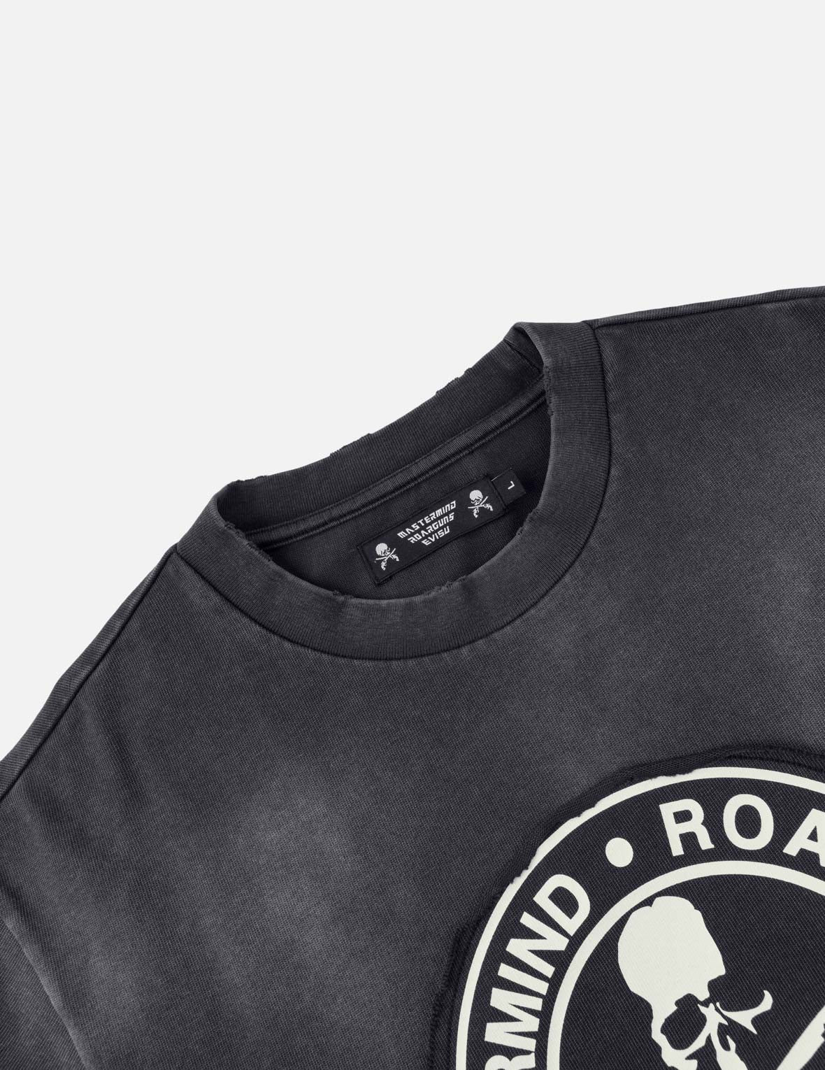 EVISU x mastermind JAPAN x roarguns FRAYED APPLIQUE DAICOCK T-SHIRT