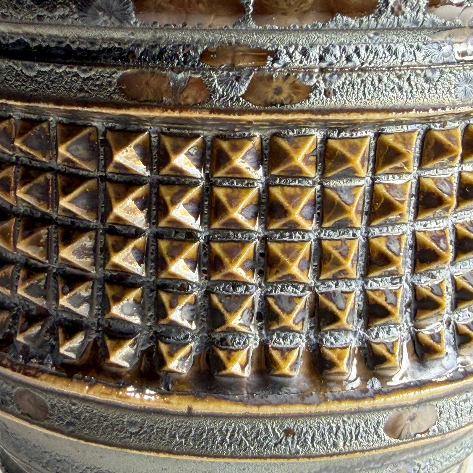 画像をギャラリービューアに読み込む, SHIRO HAMANAKA CERAMIC CUP LEOPARD STUDS SHP138