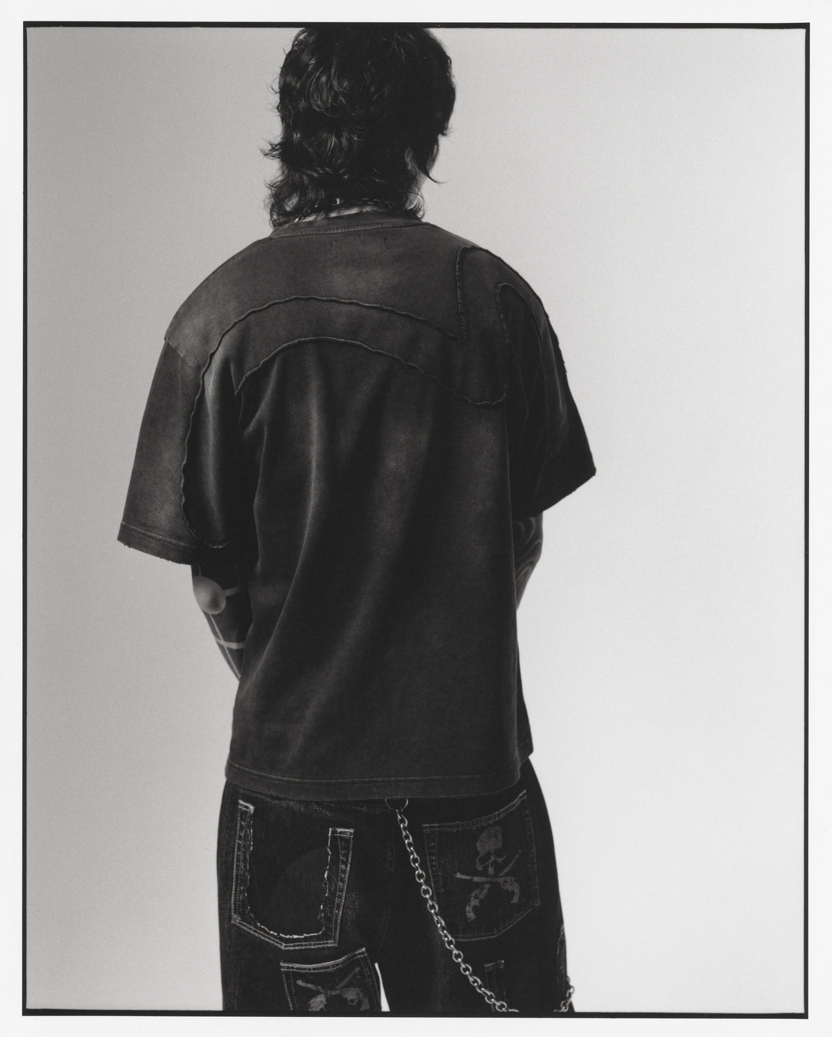 EVISU x mastermind JAPAN x roarguns FRAYED APPLIQUE DAICOCK T-SHIRT