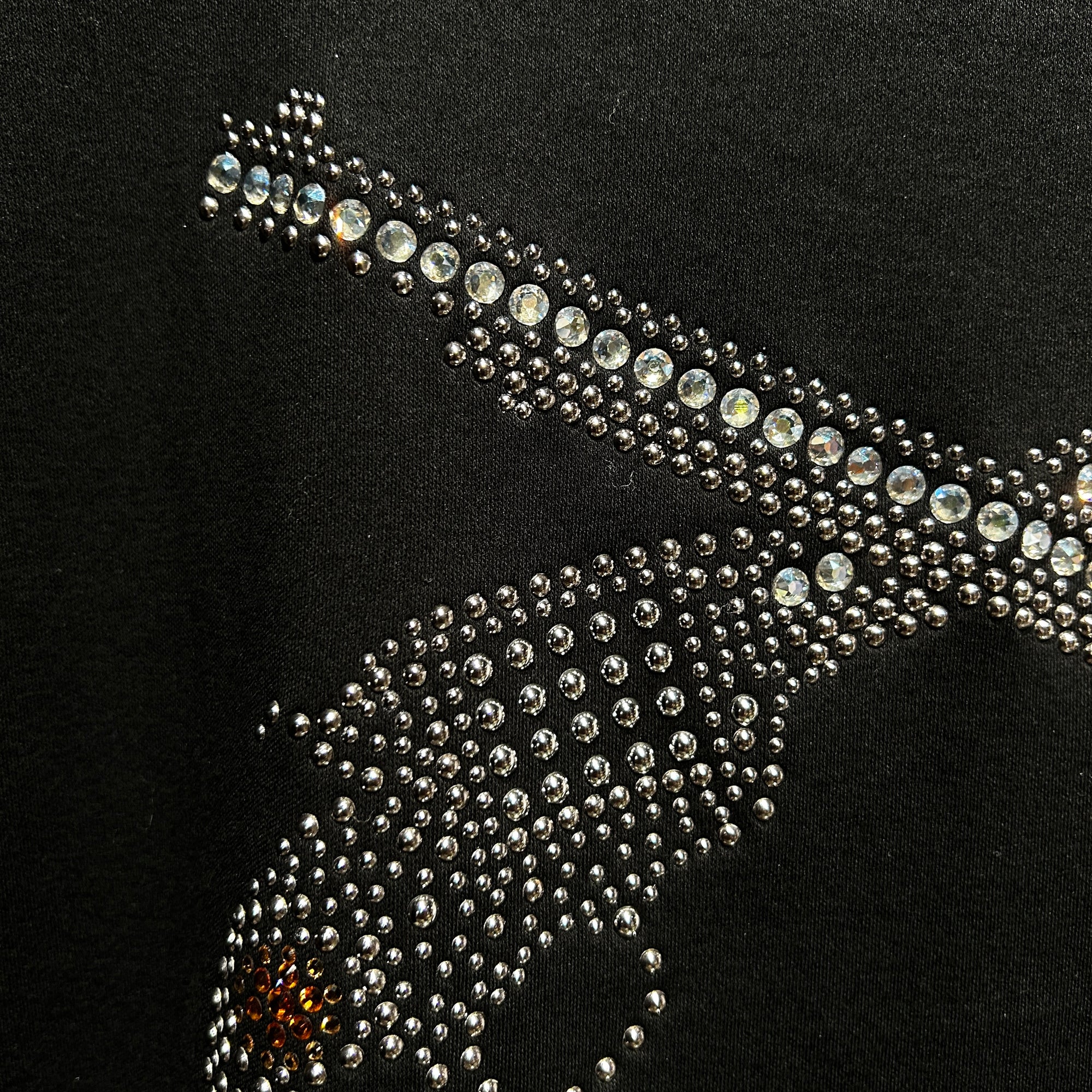 画像をギャラリービューアに読み込む, WOMENS CROSSGUN METAL T-SHIRT / BLACK