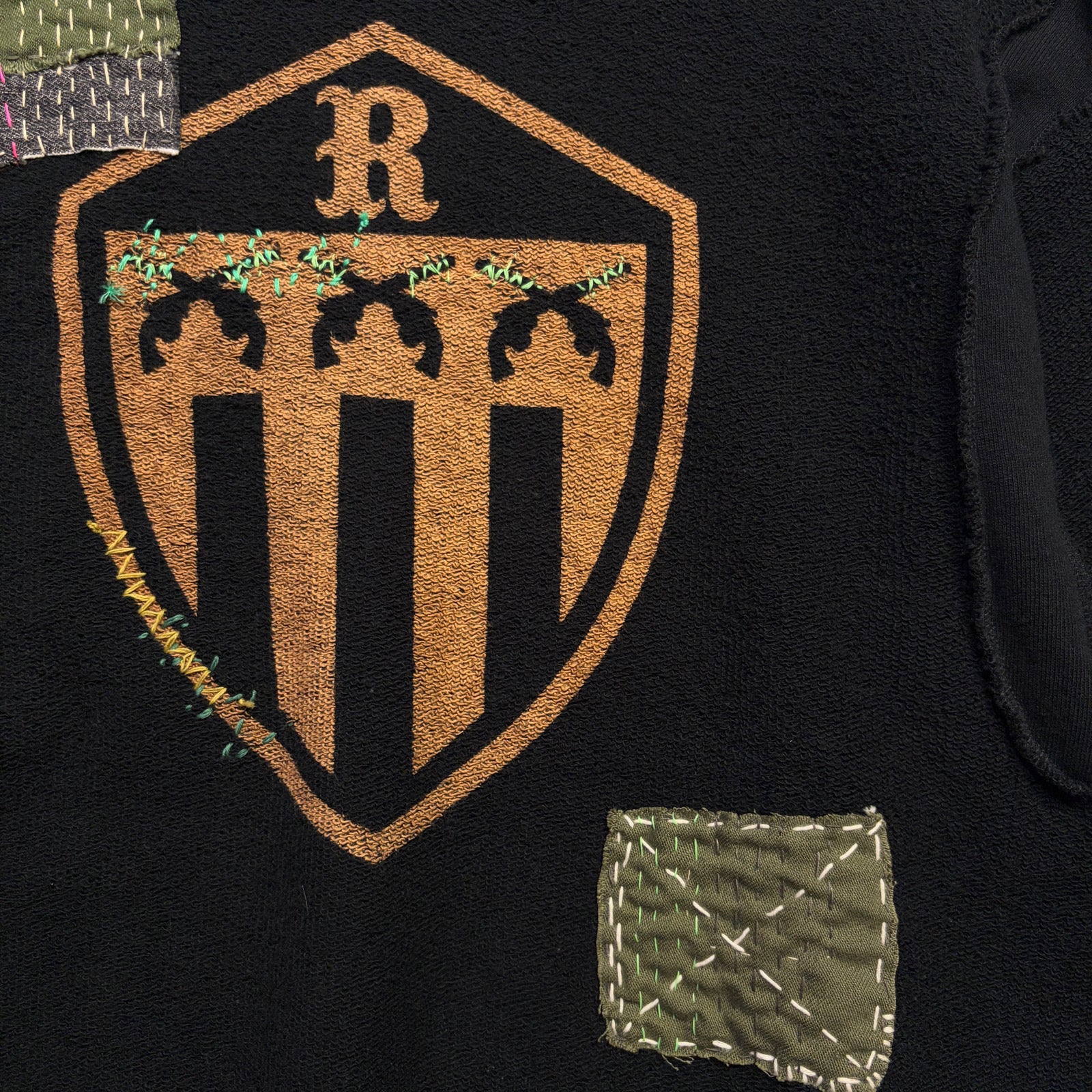 画像をギャラリービューアに読み込む, JunAle SASHIKO SWEATSHIRT EMBLEM / BLACK