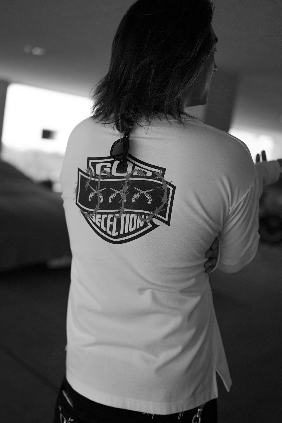 画像をギャラリービューアに読み込む, TRIPLE GUNS EMBLEM LAYERED T-SHIRT / WHITE