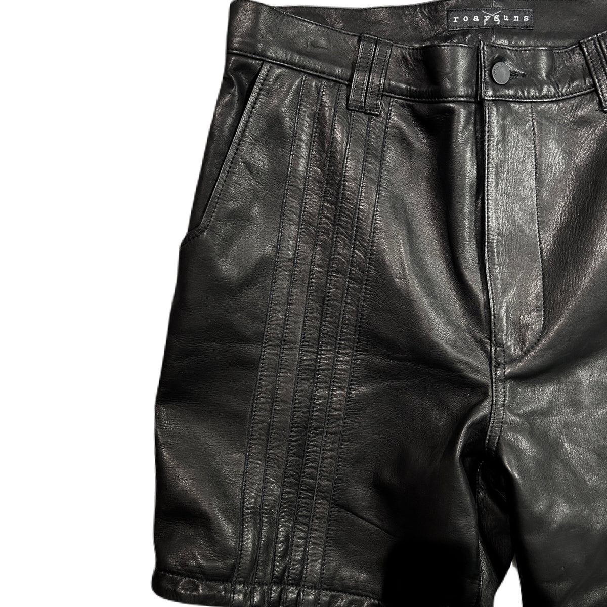 COW LEATHER SHORTS CROSSGUN WAPPEN / BLACK