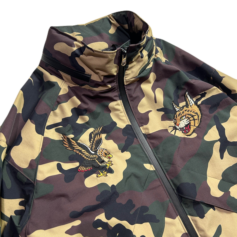 画像をギャラリービューアに読み込む, WILD THINGS DENALI JACKET COLOR EMBROIDERY / CAMO