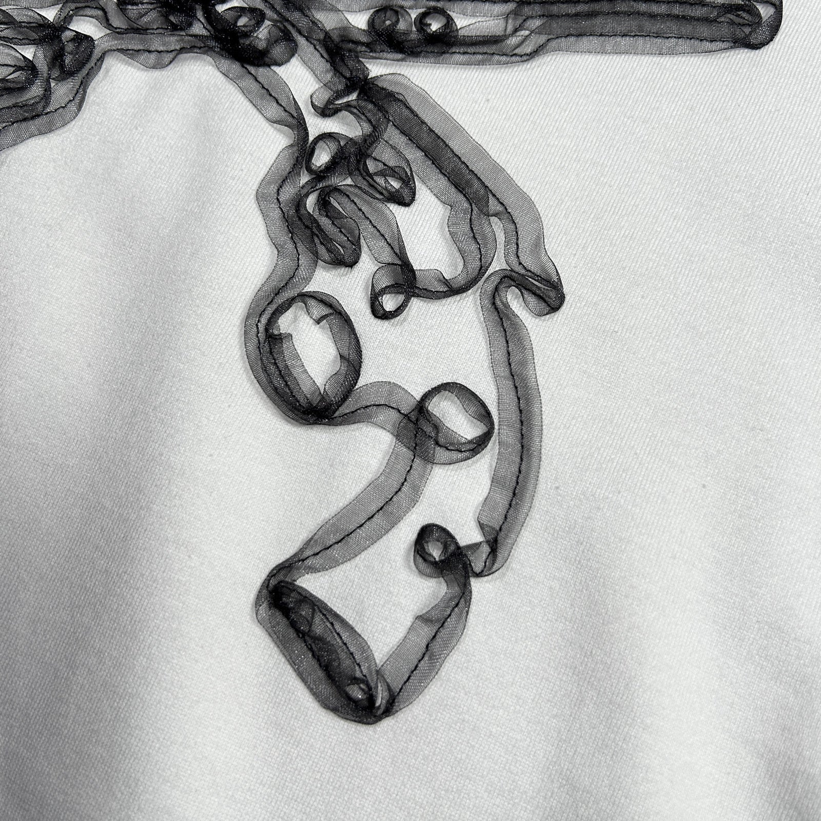 画像をギャラリービューアに読み込む, WOMENS ORGANDY CROSSGUN T-SHIRT / WHITE