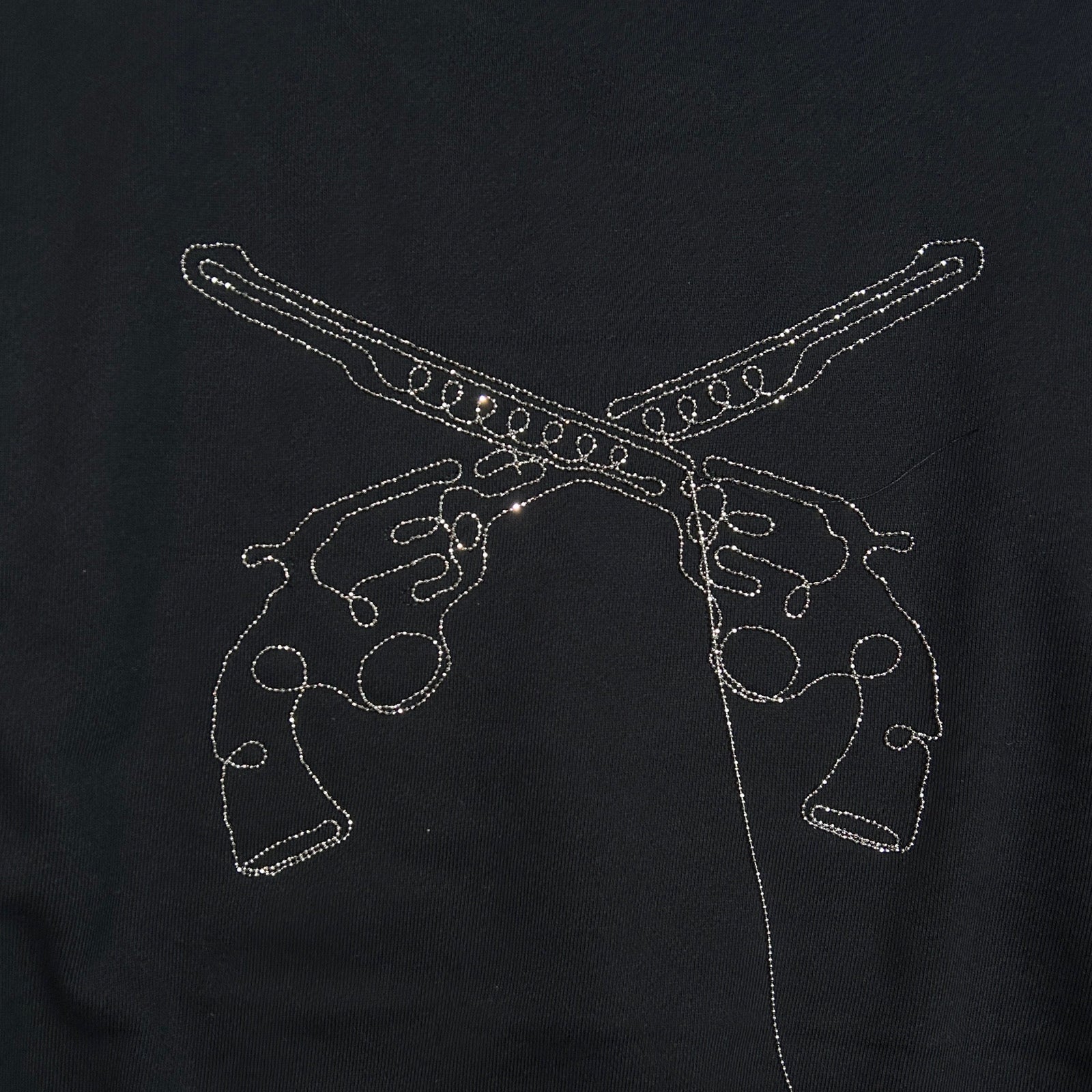 Load image into Gallery viewer, BALL CHAIN CROSSGUN EMBROIDERY SWEAT / BLACK