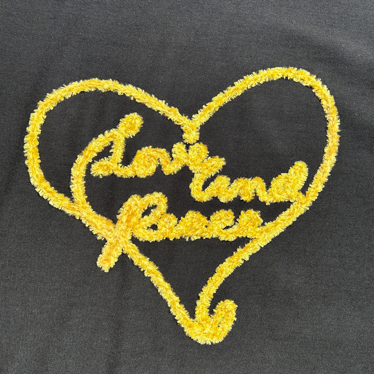 WOMENS HEART YARN T-SHIRT / BLACK