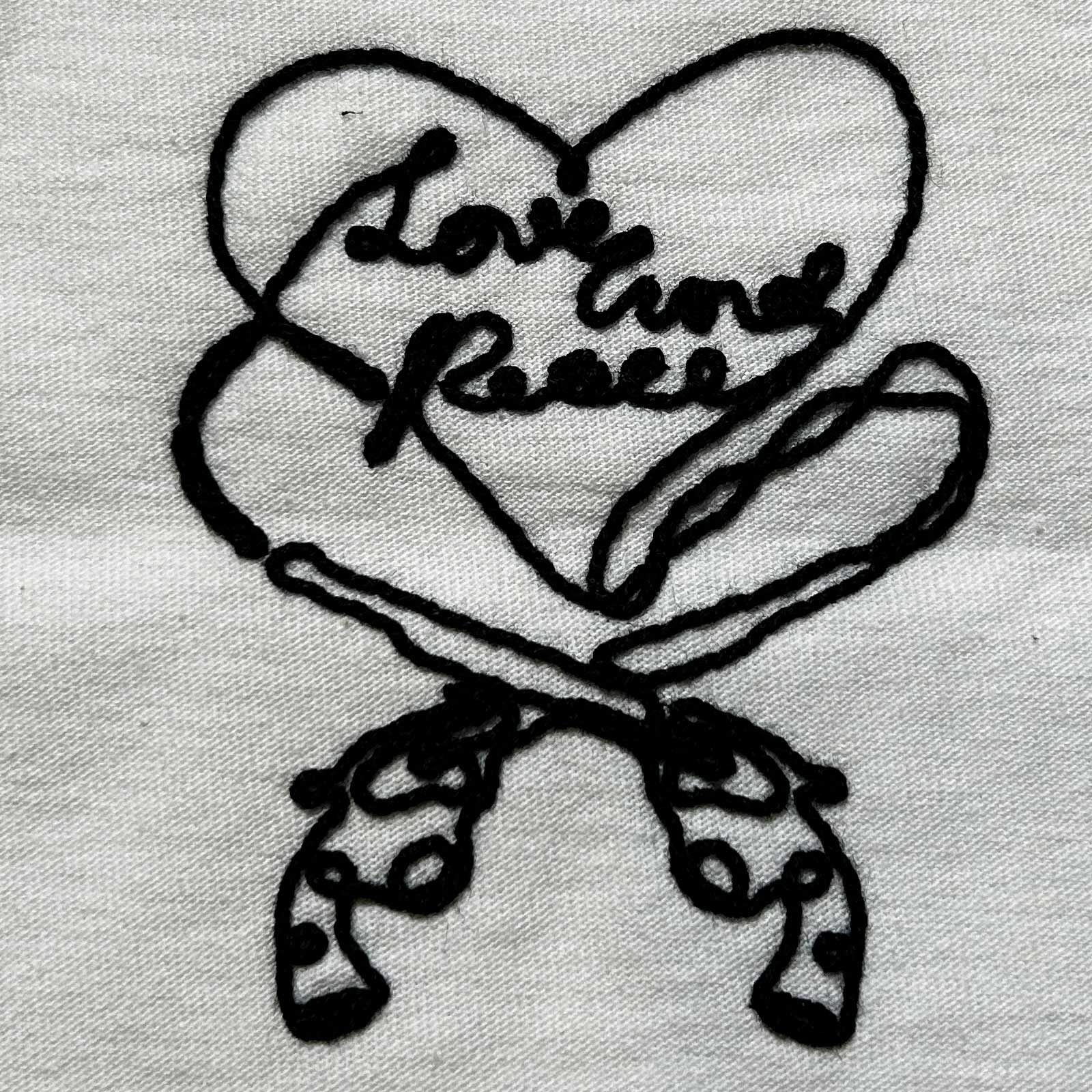 画像をギャラリービューアに読み込む, HEART CORD EMBROIDERY T-SHIRT / WHITE*BLACK