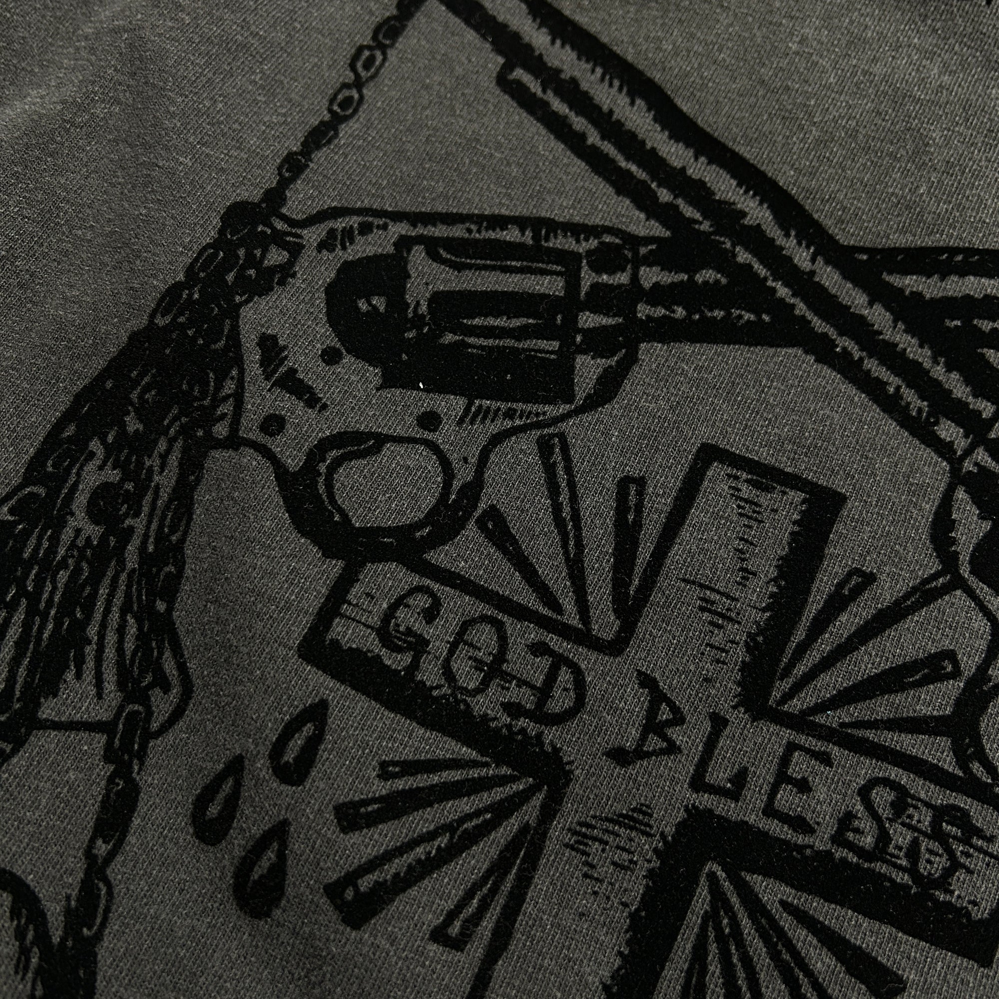 画像をギャラリービューアに読み込む, FROCKY PRINT L/S T-SHIRT / BLACK