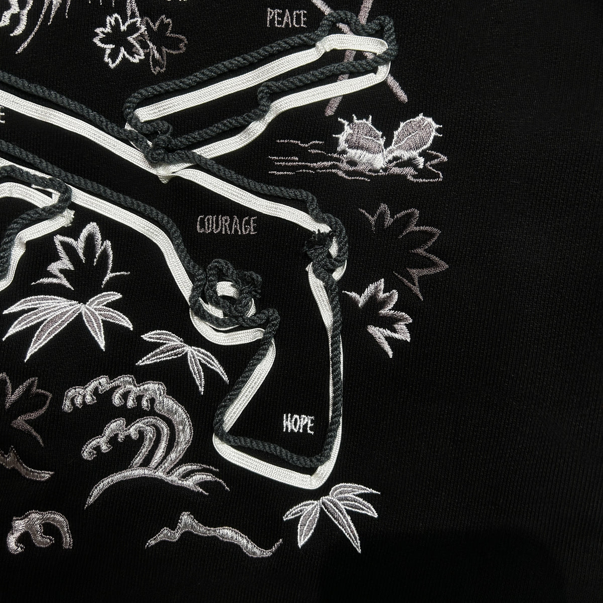 SOUVENIR SWEAT SHIRT / BLACK*MONO