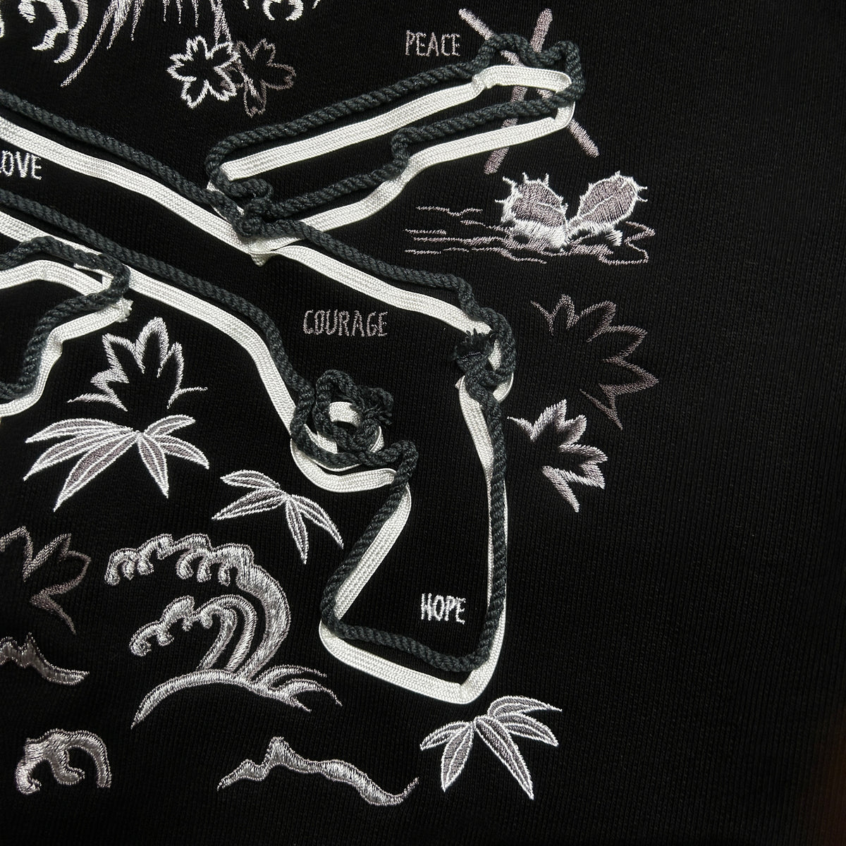 SOUVENIR SWEAT SHIRT / BLACK*MONO