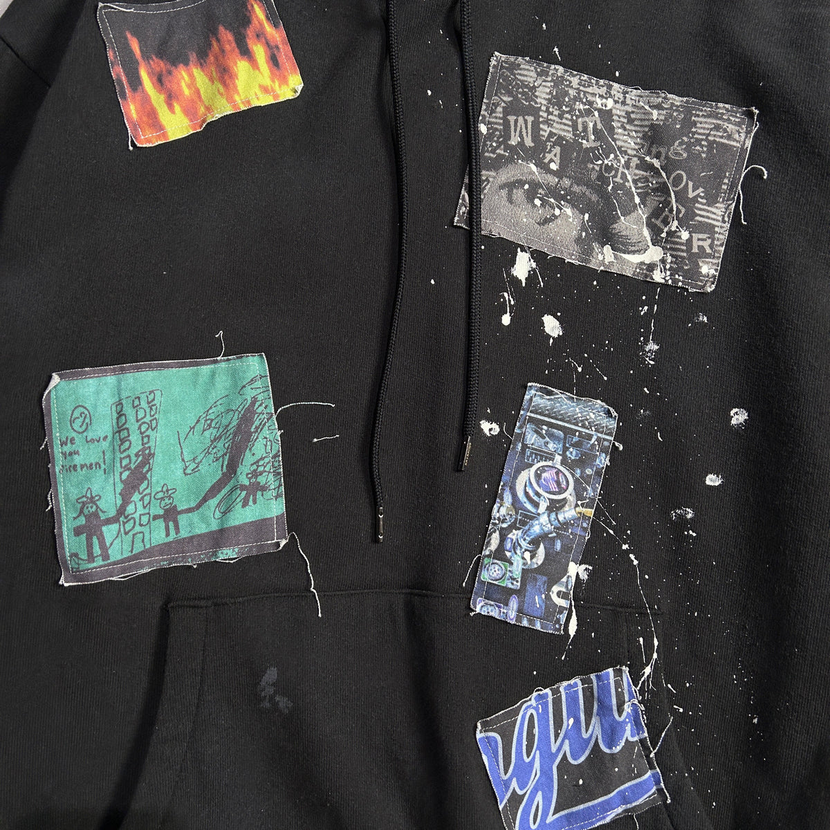 PATCH DAMAGE HOODIE / BLACK