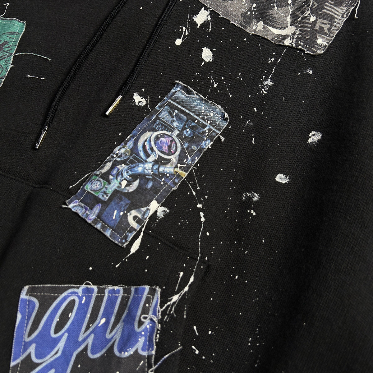 PATCH DAMAGE HOODIE / BLACK