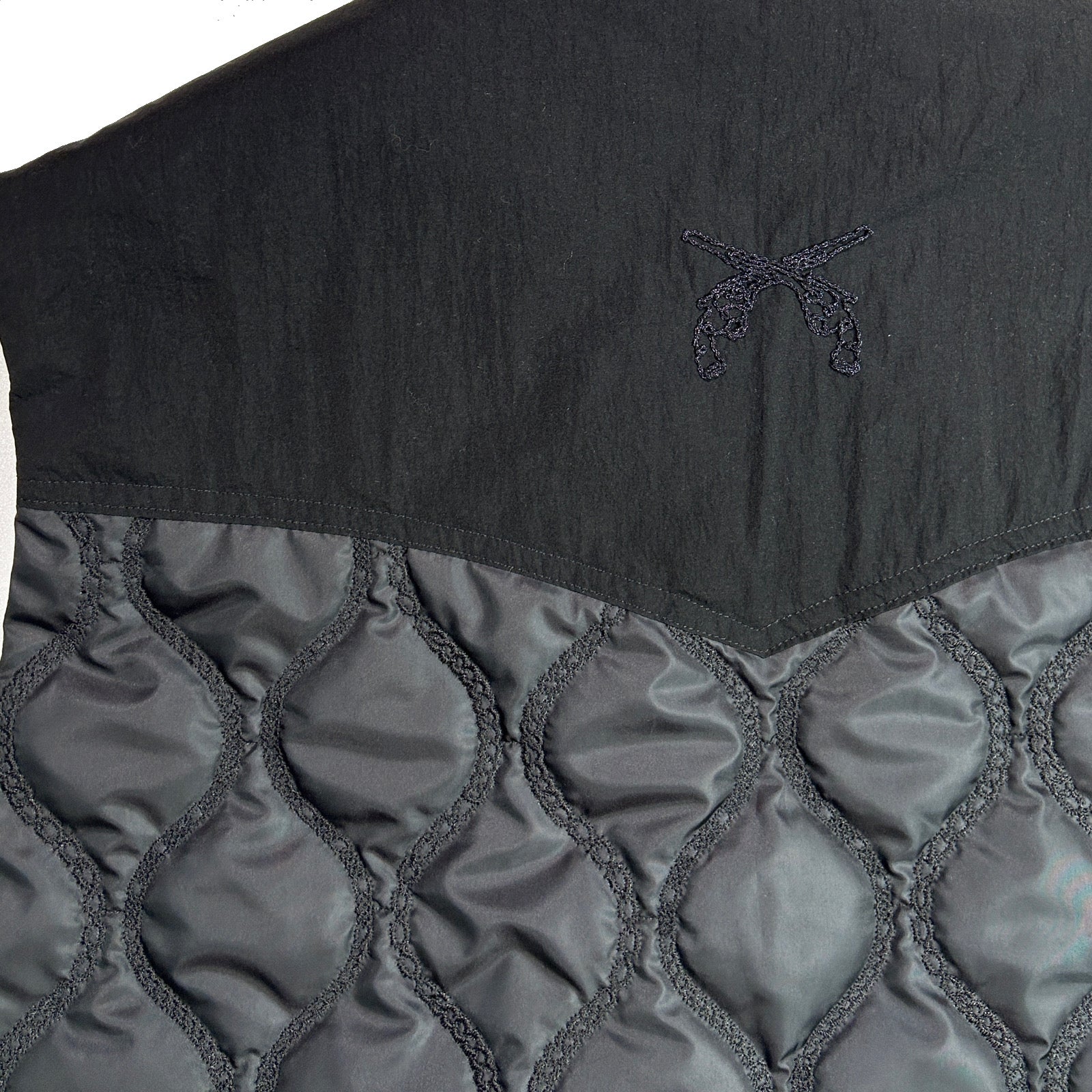 画像をギャラリービューアに読み込む, CHAIN QUILT VEST / BLACK