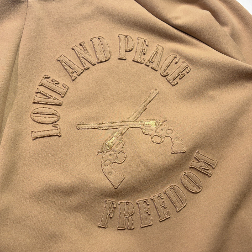 Load image into Gallery viewer, RAZORCUT CROSSGUN SWEAT / BEIGE