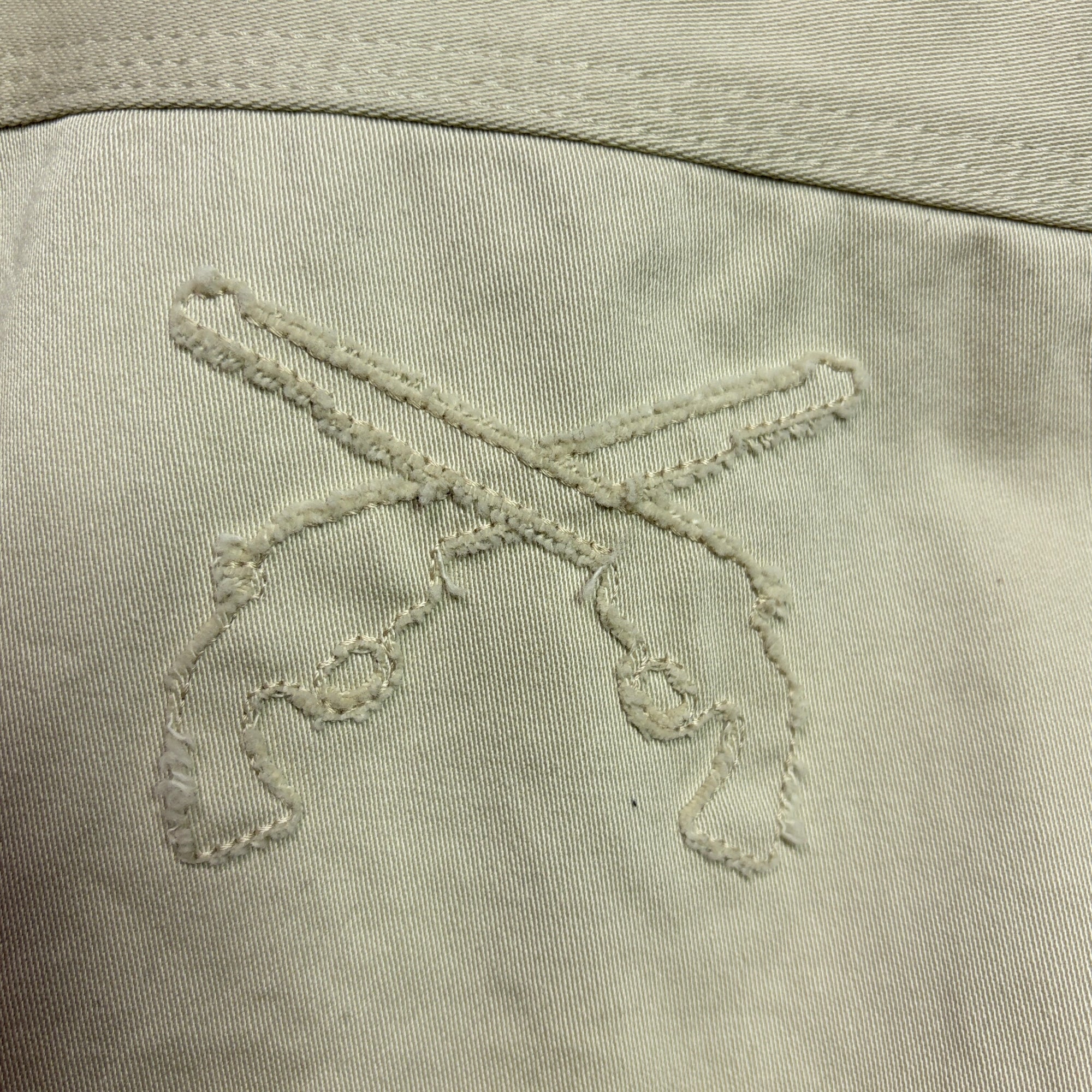 Load image into Gallery viewer, COTTON SATIN SHORT JACKET / OFF WHITE