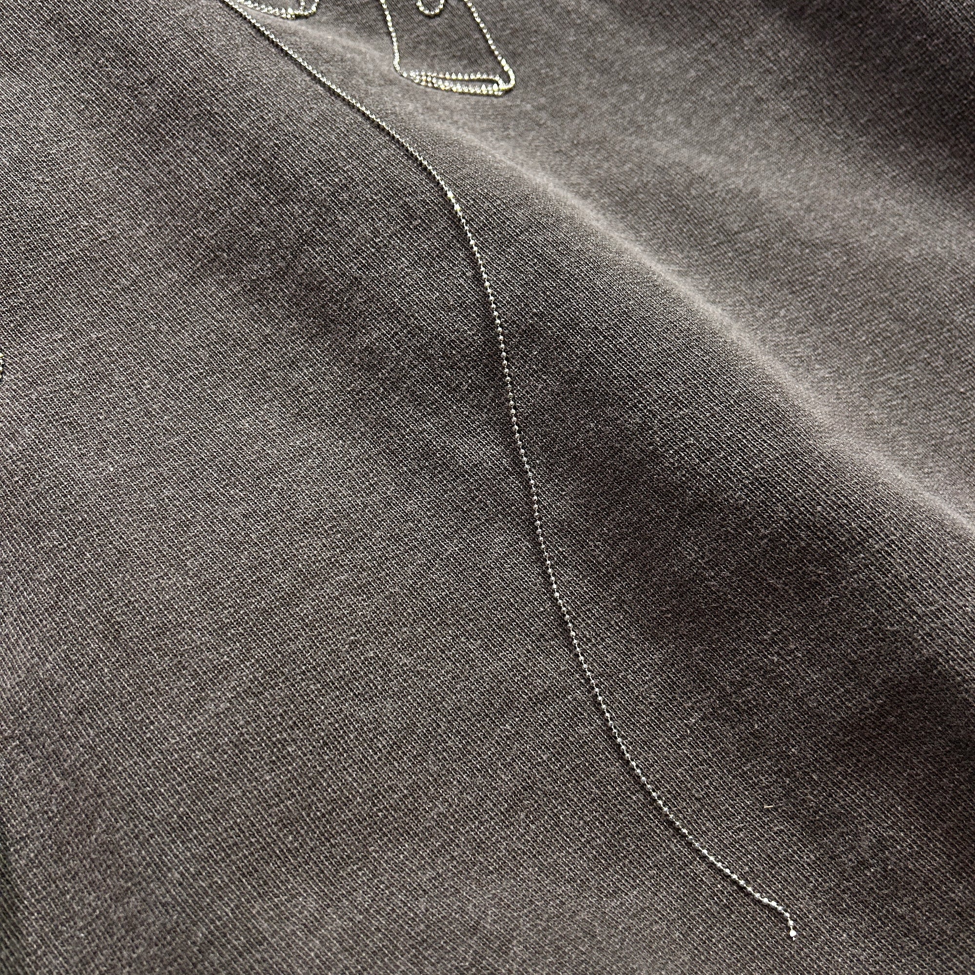 画像をギャラリービューアに読み込む, CROSSSGUN CHAIN EMBROIDERY HOODIE / BROWN