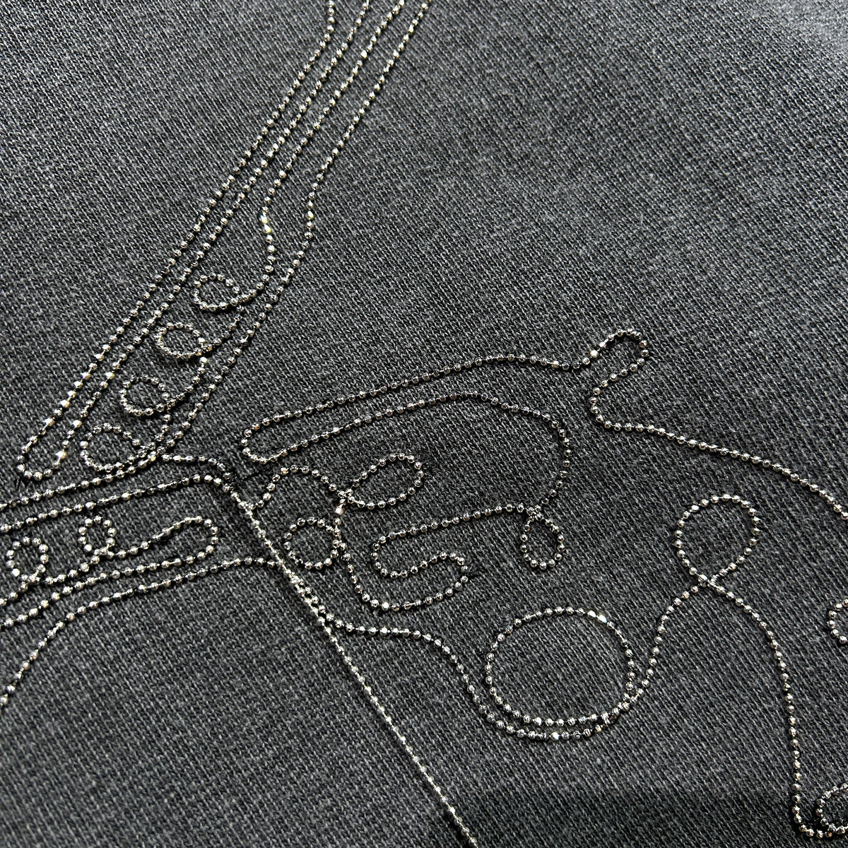CROSSSGUN CHAIN EMBROIDERY HOODIE / BLACK