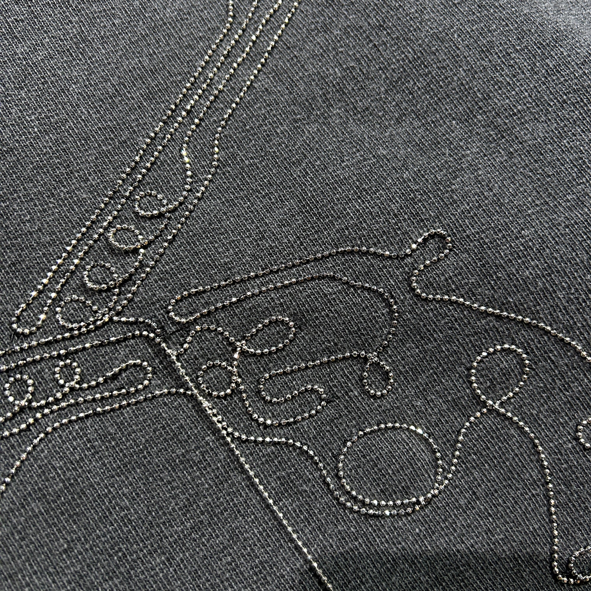 Load image into Gallery viewer, CROSSSGUN CHAIN EMBROIDERY HOODIE / BLACK