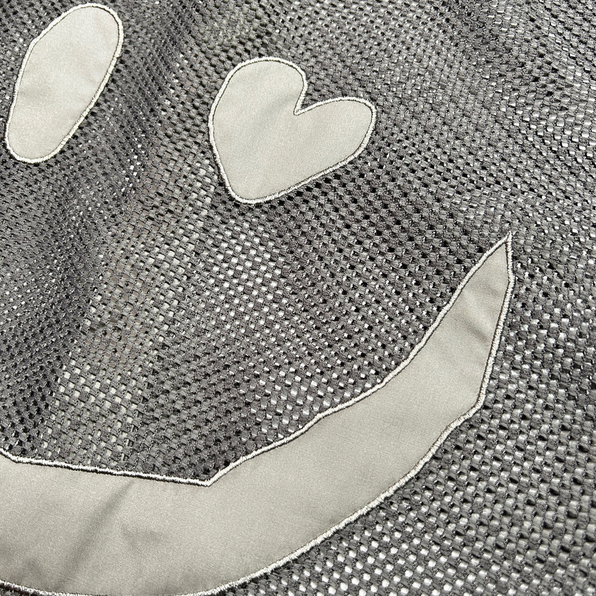 MESH SHIRT SMILE CRYSTAL / GRAY