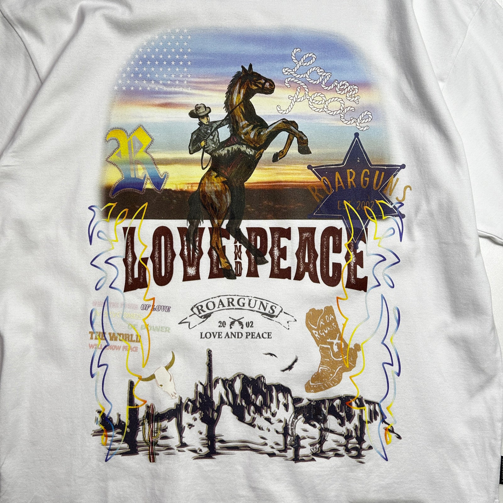 Load image into Gallery viewer, COWBOY PRINT T-SHIRT / WHITE