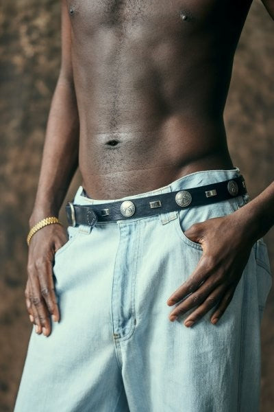 CONCHO LEATHER BELT / BLACK