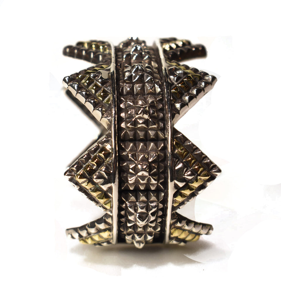 画像をギャラリービューアに読み込む, NATURAL INSTINCT STUDS WIDE BANGLE